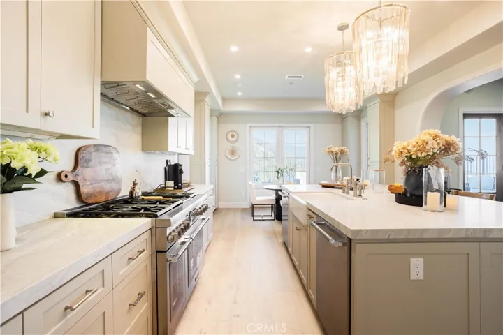 9 Nathaniel, Sierra Madre, California 91024