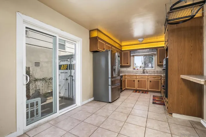 3271 Monroe Ave, San Diego, California 92116