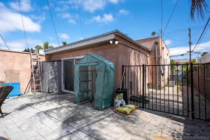 3271 Monroe Ave, San Diego, California 92116