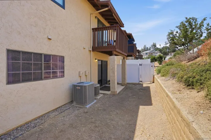 440 Citracado Prkw 9, Escondido, California 92025