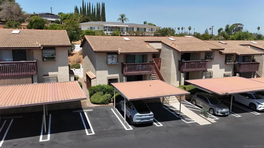 440 Citracado Prkw 9, Escondido, California 92025