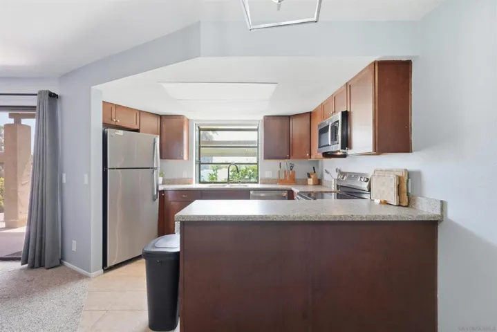 440 Citracado Prkw 9, Escondido, California 92025