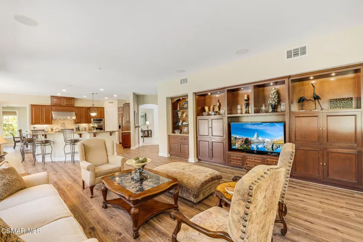 11275WatsonDr-VinceDingmanMedia-28v2