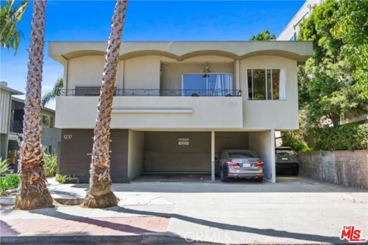 1237 Amherst Avenue 8, Los Angeles, California 90025