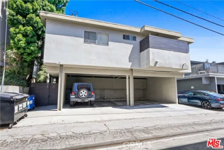 1237 Amherst Avenue 8, Los Angeles, California 90025