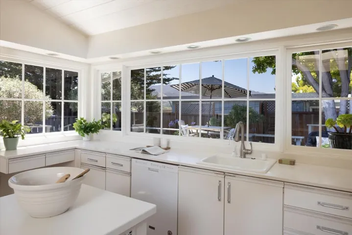 26346 River Park Place, Carmel, California 93923