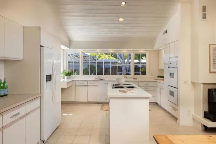 26346 River Park Place, Carmel, California 93923