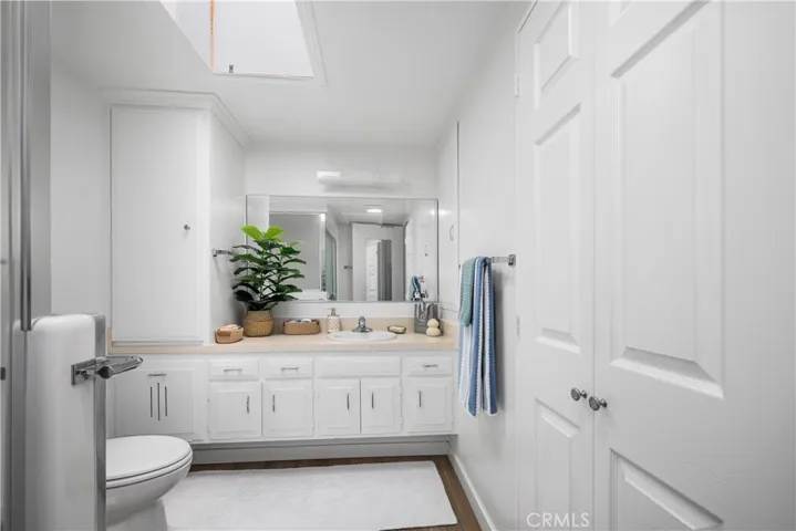 1521 Interlachen 258i, Seal Beach, California 90740