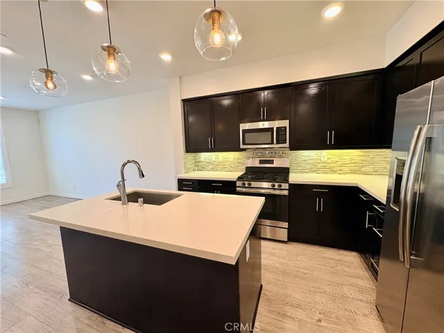 489 Rose Court E, Azusa, California 91702