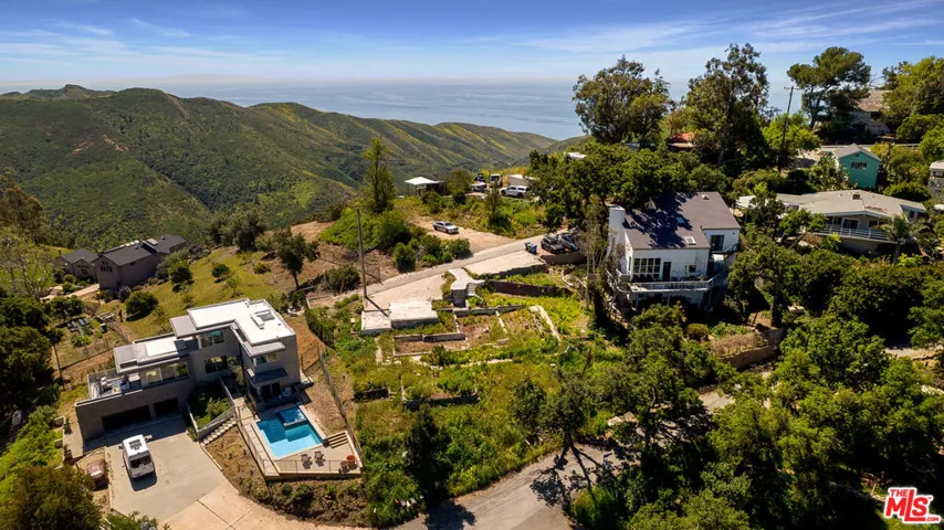26166 Fairside Road, Malibu, California 90265