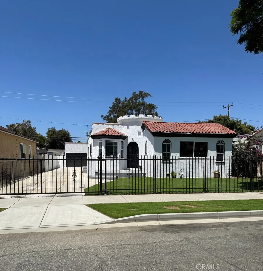 1415 N Spring, Compton, California 90221 — photo 4