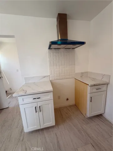 1415 N Spring, Compton, California 90221