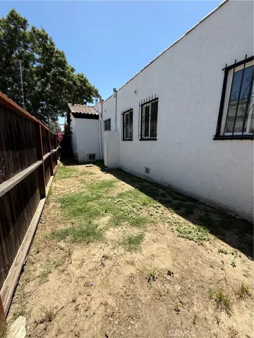 1415 N Spring, Compton, California 90221