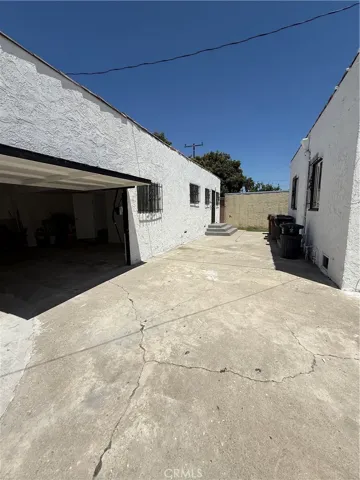 1415 N Spring, Compton, California 90221