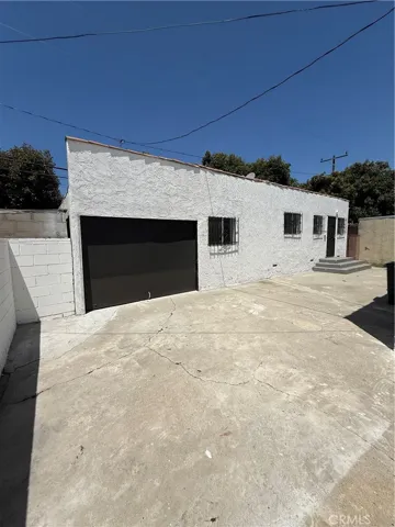 1415 N Spring, Compton, California 90221