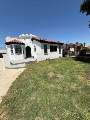1415 N Spring, Compton, California 90221