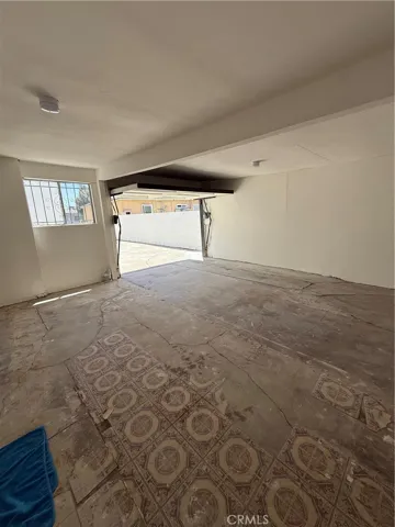 1415 N Spring, Compton, California 90221