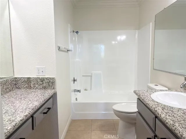 4150 Schaefer Avenue 29, Chino, California 91710