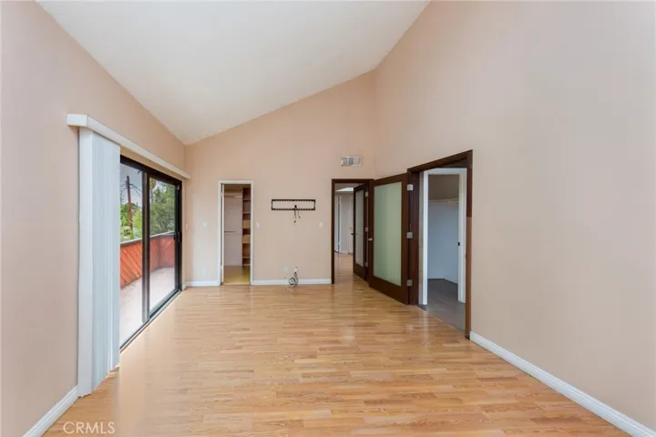 13819 Burbank Boulevard 7, Van Nuys, California 91401