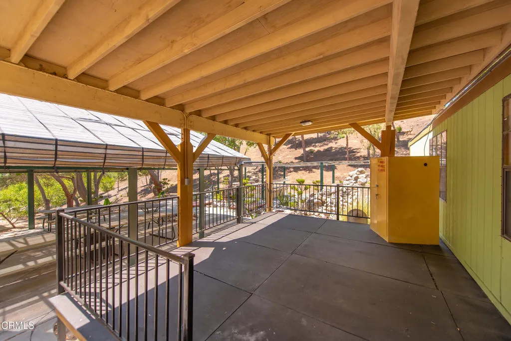 8450 Waters Rd Moorpark-32