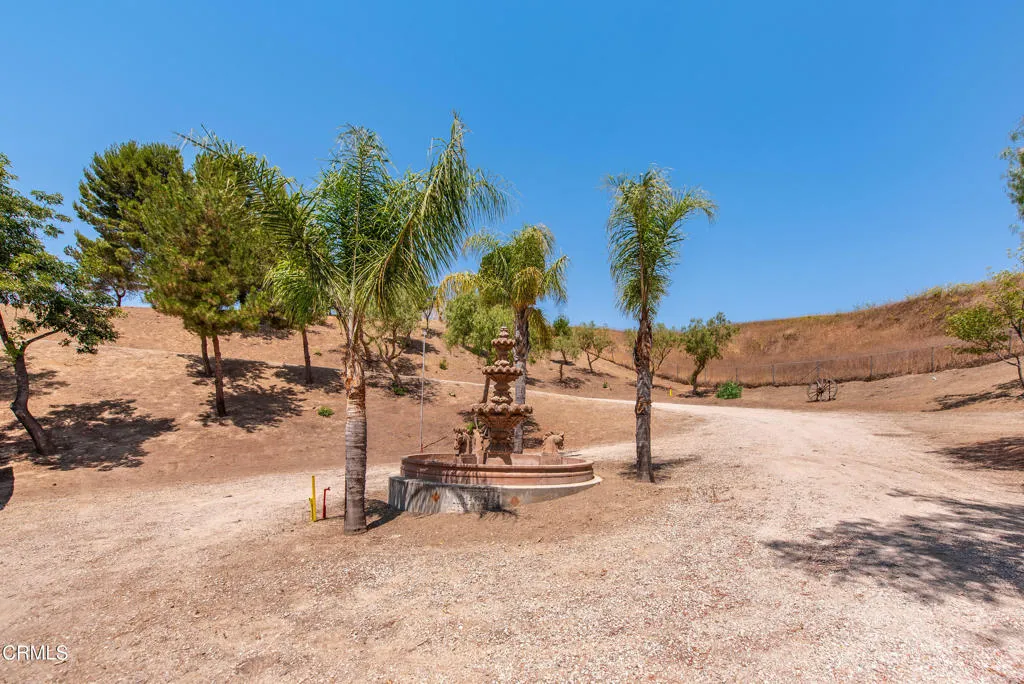 8450 Waters Rd Moorpark-41