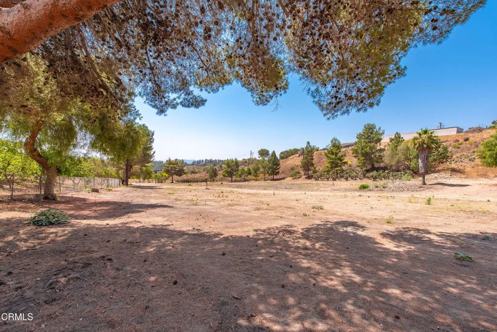 8450 Waters Rd Moorpark-18