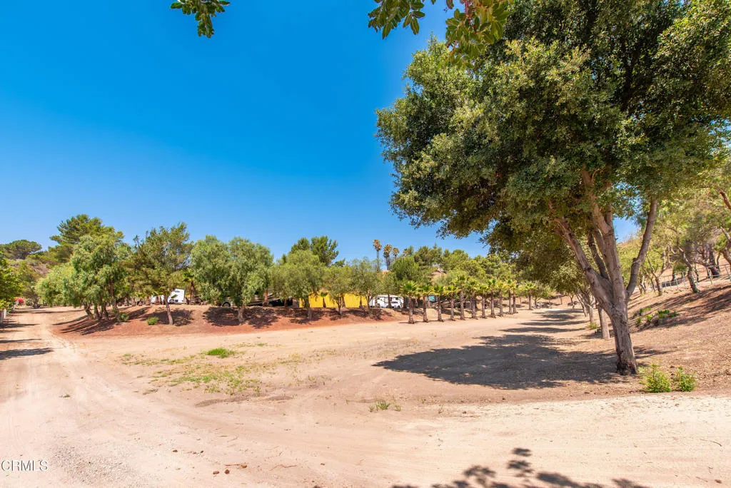 8450 Waters Rd Moorpark-12