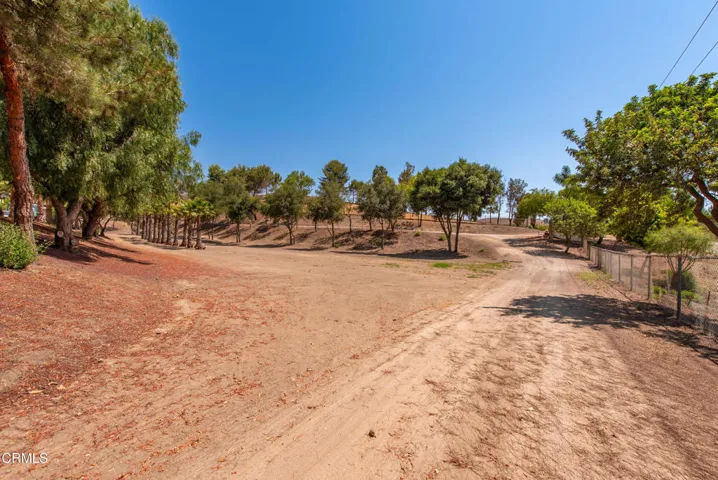 8450 Waters Rd Moorpark-14