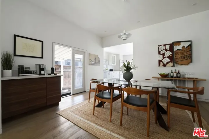 253 S St Andrews Place, Los Angeles, California 90004