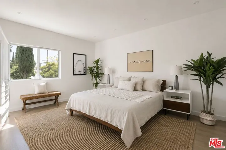 253 S St Andrews Place, Los Angeles, California 90004