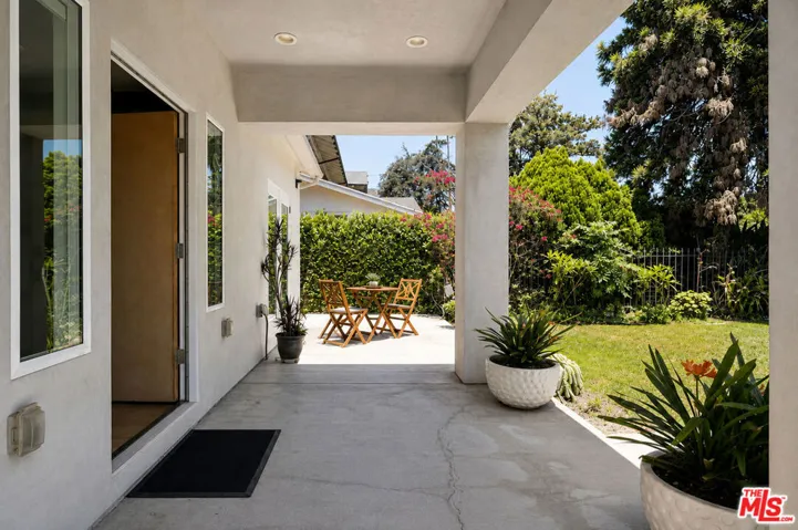 253 S St Andrews Place, Los Angeles, California 90004