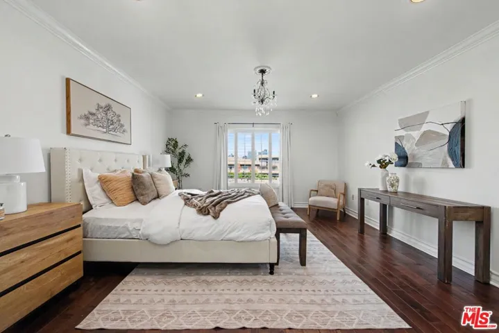 1878 Greenfield Avenue Ph5, Los Angeles, California 90025