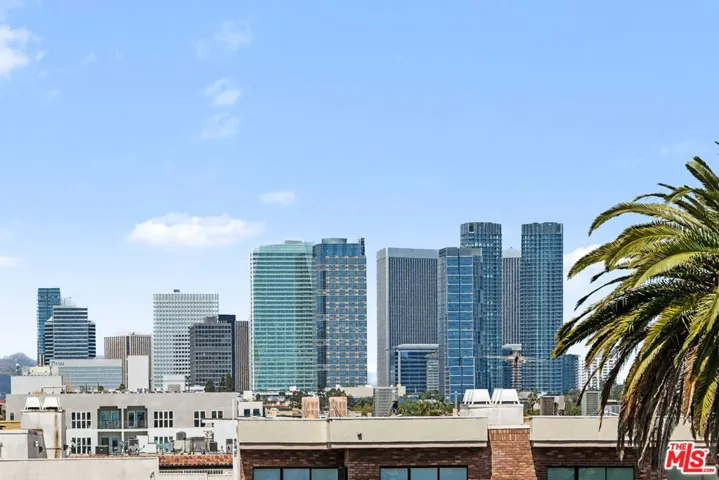 1878 Greenfield Avenue Ph5, Los Angeles, California 90025