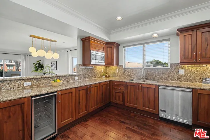 1878 Greenfield Avenue Ph5, Los Angeles, California 90025