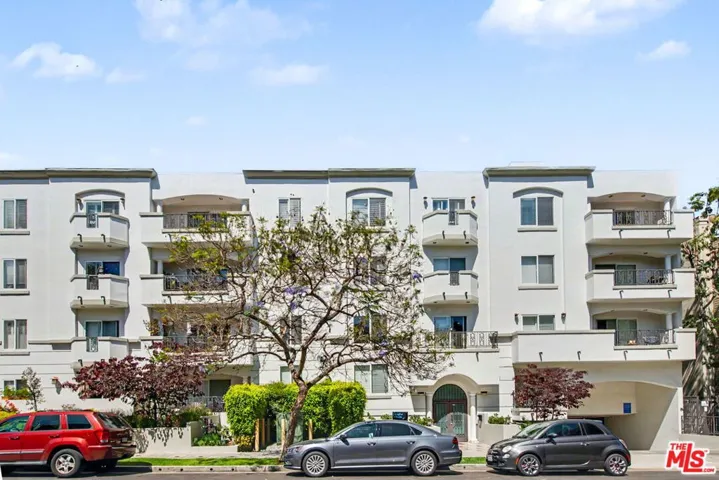 1878 Greenfield Avenue Ph5, Los Angeles, California 90025