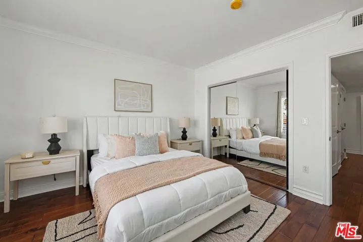 1878 Greenfield Avenue Ph5, Los Angeles, California 90025