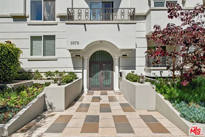 1878 Greenfield Avenue Ph5, Los Angeles, California 90025