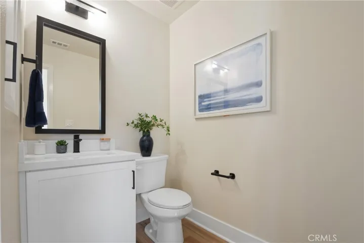 18090 Prairie Avenue 101, Torrance, California 90504