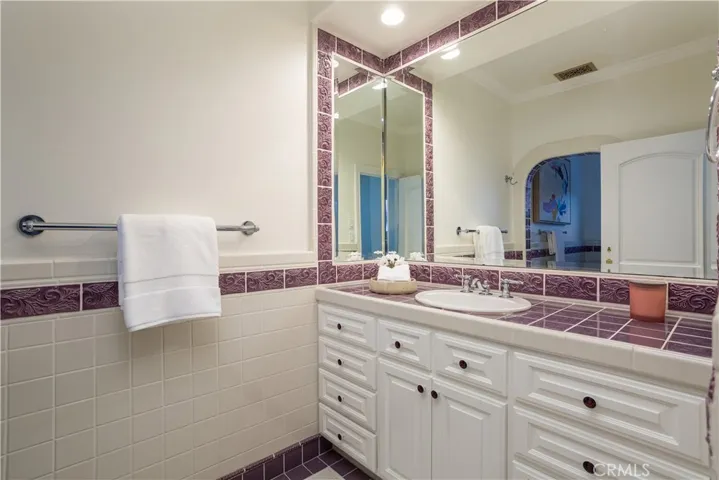 24352 Santa Clara, Dana Point, California 92629