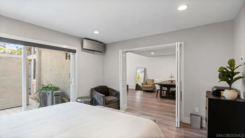 6228 Caminito Araya, San Diego, California 92122