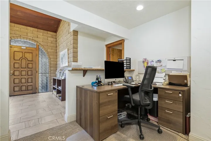 607 Creston, Paso Robles, California 93446