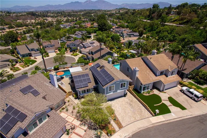 26151 Buscador, Mission Viejo, California 92692