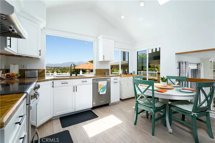 26151 Buscador, Mission Viejo, California 92692