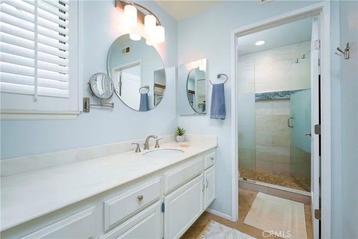 26151 Buscador, Mission Viejo, California 92692