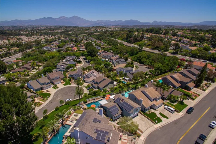 26151 Buscador, Mission Viejo, California 92692