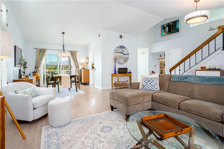 26151 Buscador, Mission Viejo, California 92692