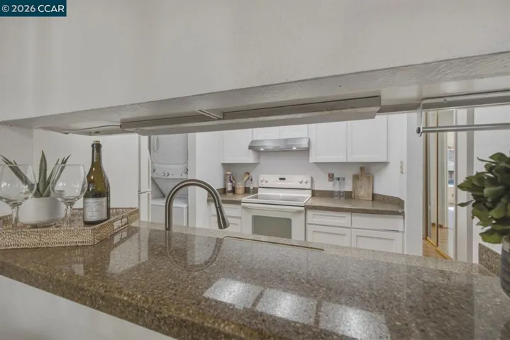2597 Oak Rd A, Walnut Creek, California 94597
