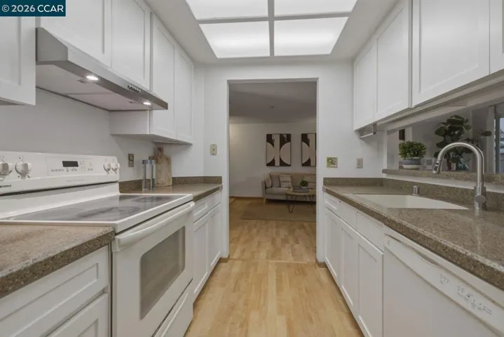2597 Oak Rd A, Walnut Creek, California 94597