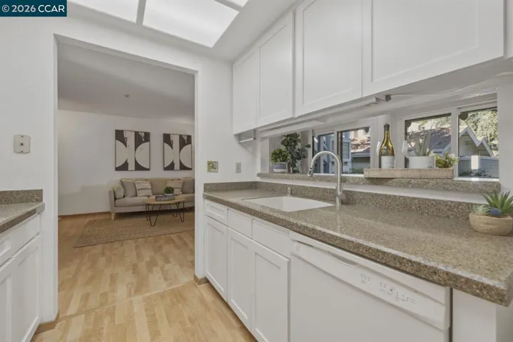 2597 Oak Rd A, Walnut Creek, California 94597