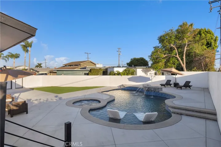 17451 Avalon, Huntington Beach, California 92647